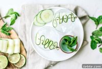 Cucumber Mint Gin Fizz with Lime Refreshment