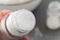 How to Make Natural DIY Body Powder at Home