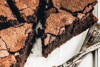 Melting Chocolate Cake with Gooey Center Recipe