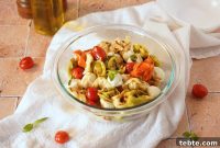 Caprese Tortellini Salad with Cherry Tomatoes & Basil