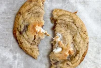 Chewy Chocolate Chip Cookies with Gooey Marshmallow Filling