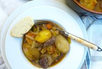 Oven-Baked Lamb Potjie with Apricots: Tender South African Stew