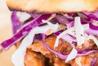 Instant Pot Buffalo Chicken Sandwich Recipe for Spicy Sandwiches
