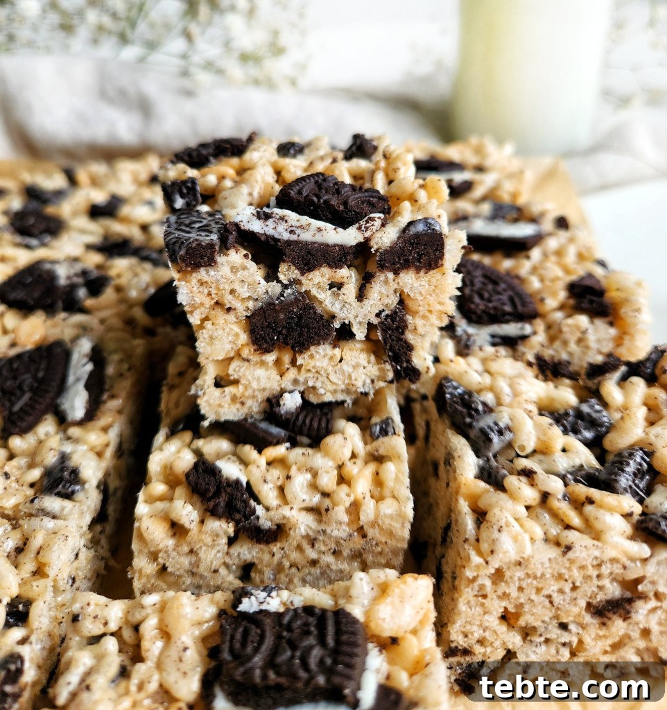 Oreo Rice Krispie Treats Recipe: Cookies & Cream Marshmallow Bars 2 Oreo Rice Krispie Treats