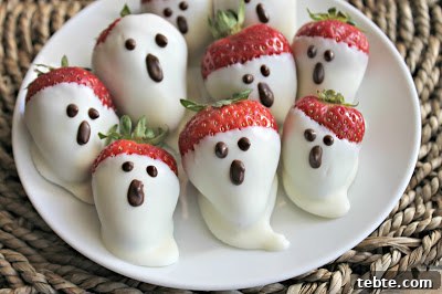 White Chocolate Strawberry Ghosts
