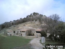 Chez Gianni Farm Inn Le Castelas — Authentic French Countryside Dining 2 Le Castelas