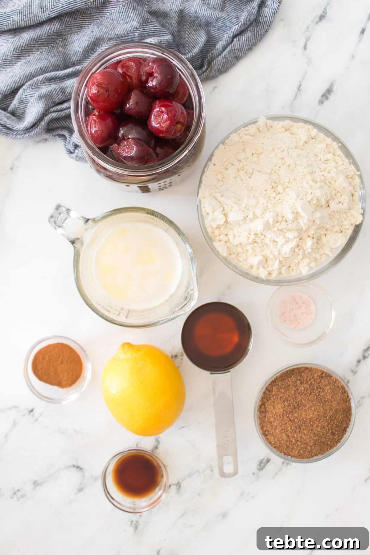 Gluten-Free Cherry Cobbler Recipe: Flaky Crust & Juicy Filling 3 ingredients for gluten-free cherry cobbler