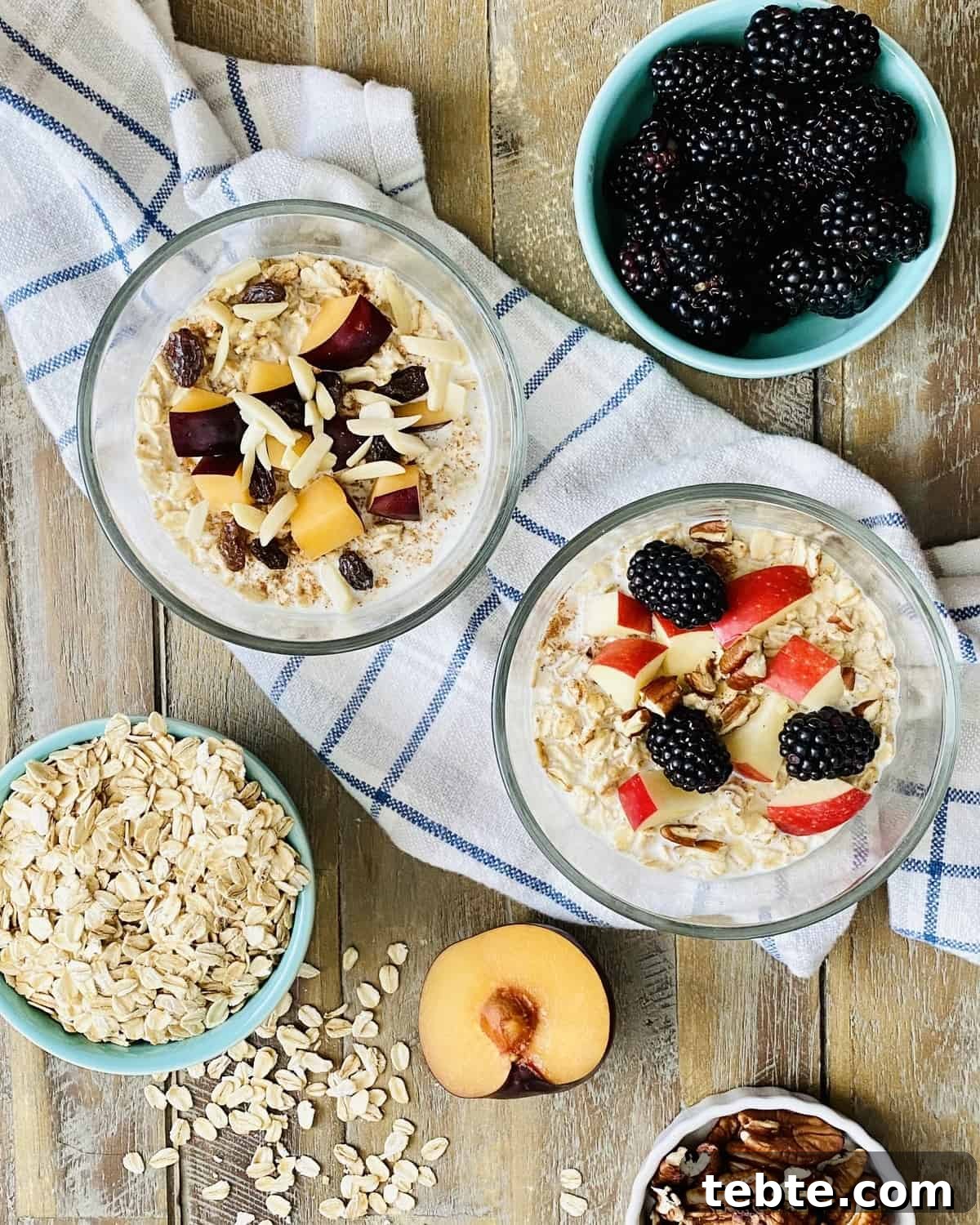 Overnight Oats Recipe + 10 Flavor Ideas for a Quick Breakfast 3 overnight oats with plums, apples, raisins and nuts