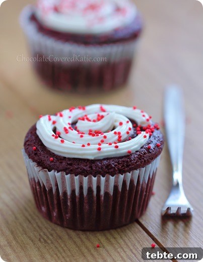 Red Velvet Cupcakes Red Velvet Cupcakes