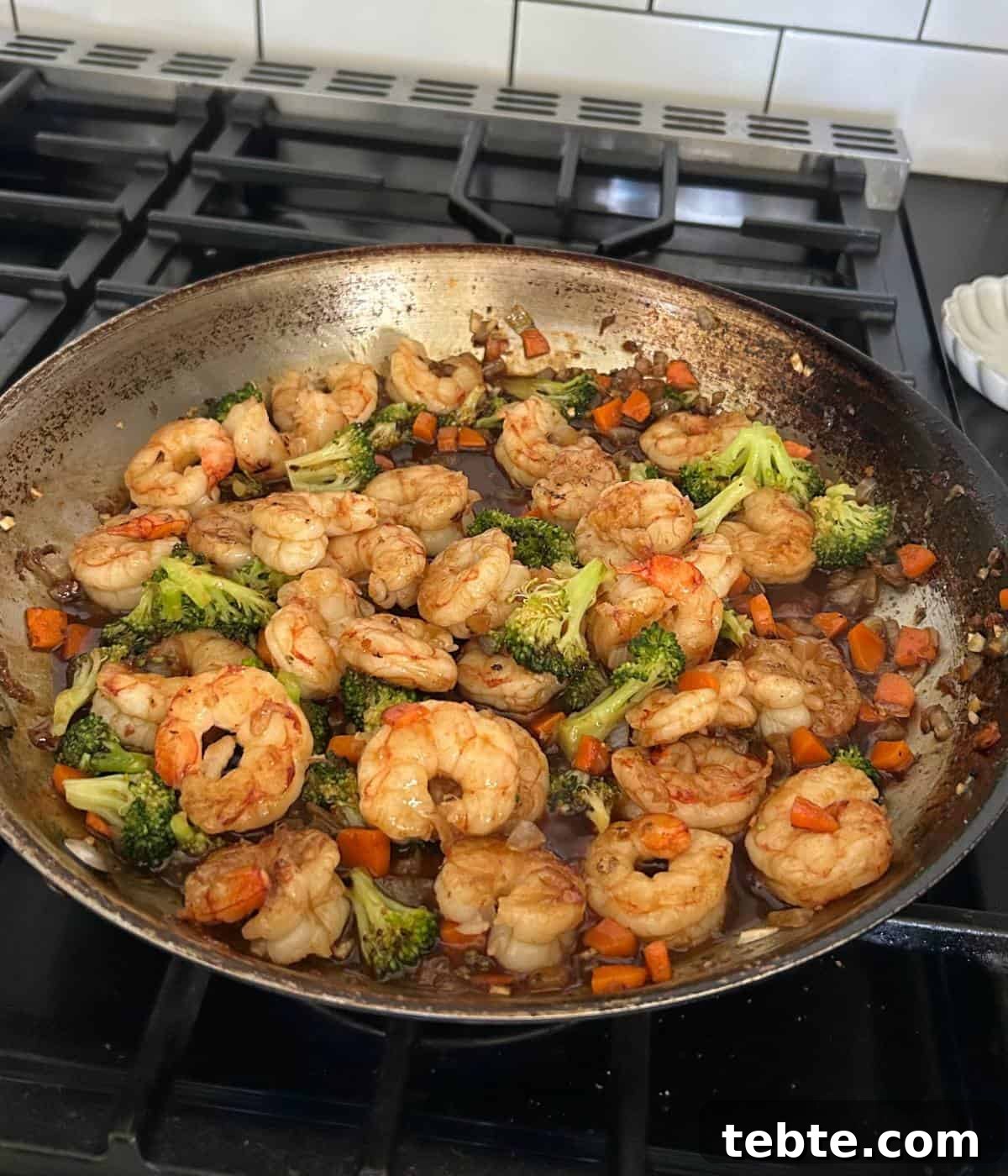 One-Skillet Shrimp and Broccoli Stir-Fry Recipe 8 Shrimp and broccoli in skillet.