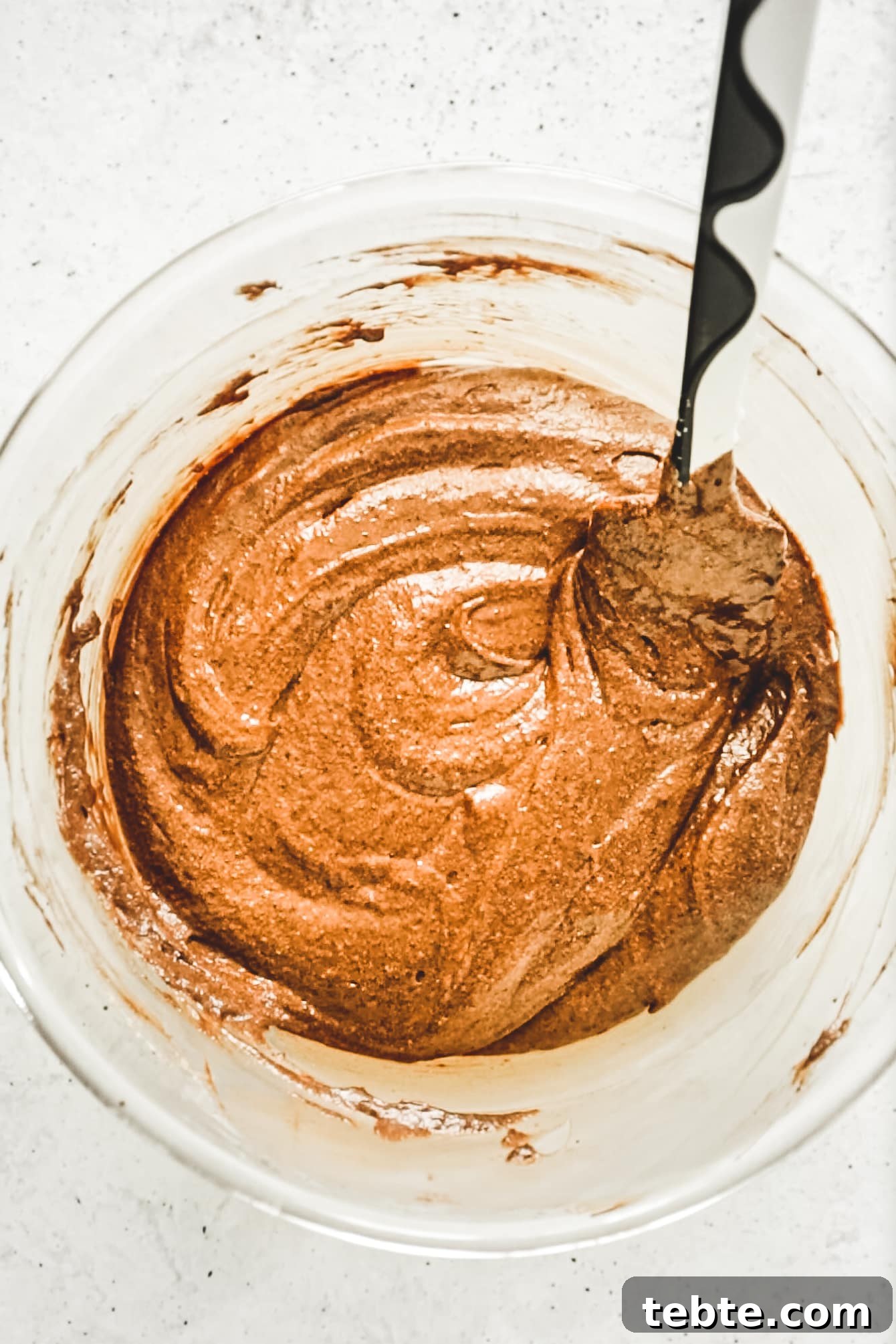 bol avec de la pâte à gâteau
