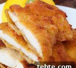 Crispy Fried Chicken Salad with Roasted Yellow Peppers
