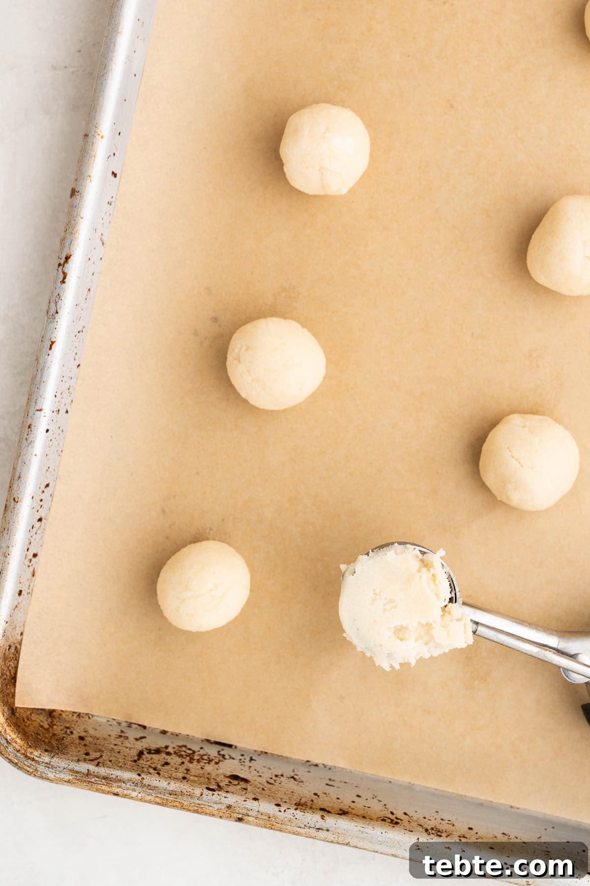 Raspberry Almond Shortbread Cookies Recipe — Buttery Jam-Filled Treats 10 Cookies chilled