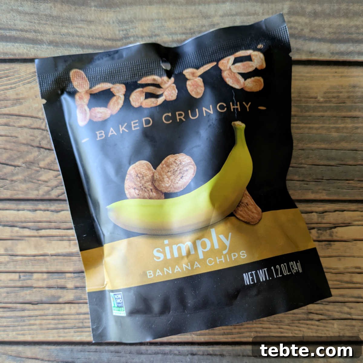 Crunchy Oven-Baked Fruit Snacks for Quick On-the-Go Snacking 5 bare baked crunchy simply banana chips