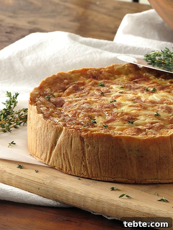 Ham Quiche Lorraine with Caramelized Onions and Gouda Cheese 2 quiche-lorraine-with-ham5