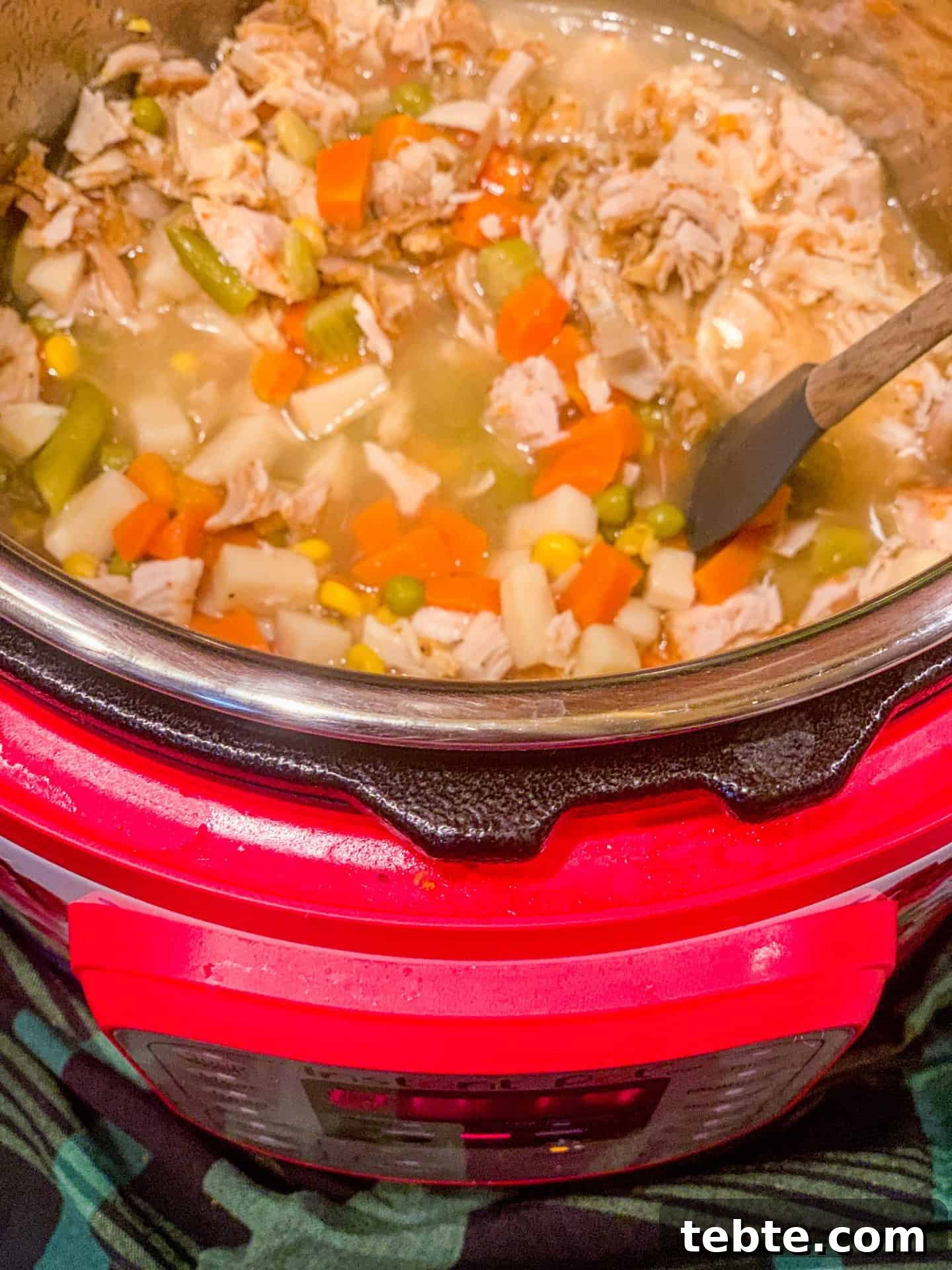 Southern Turkey Pot Pie with Leftover Roast Turkey 4 Ingredients for Southern leftover turkey pot pie