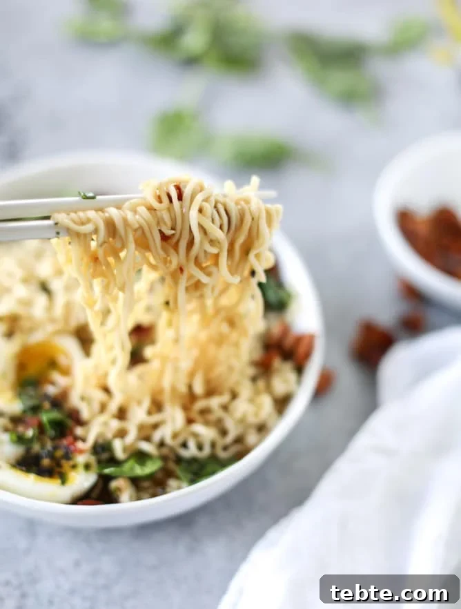 bacon and egg ramen I howsweeteats.com 