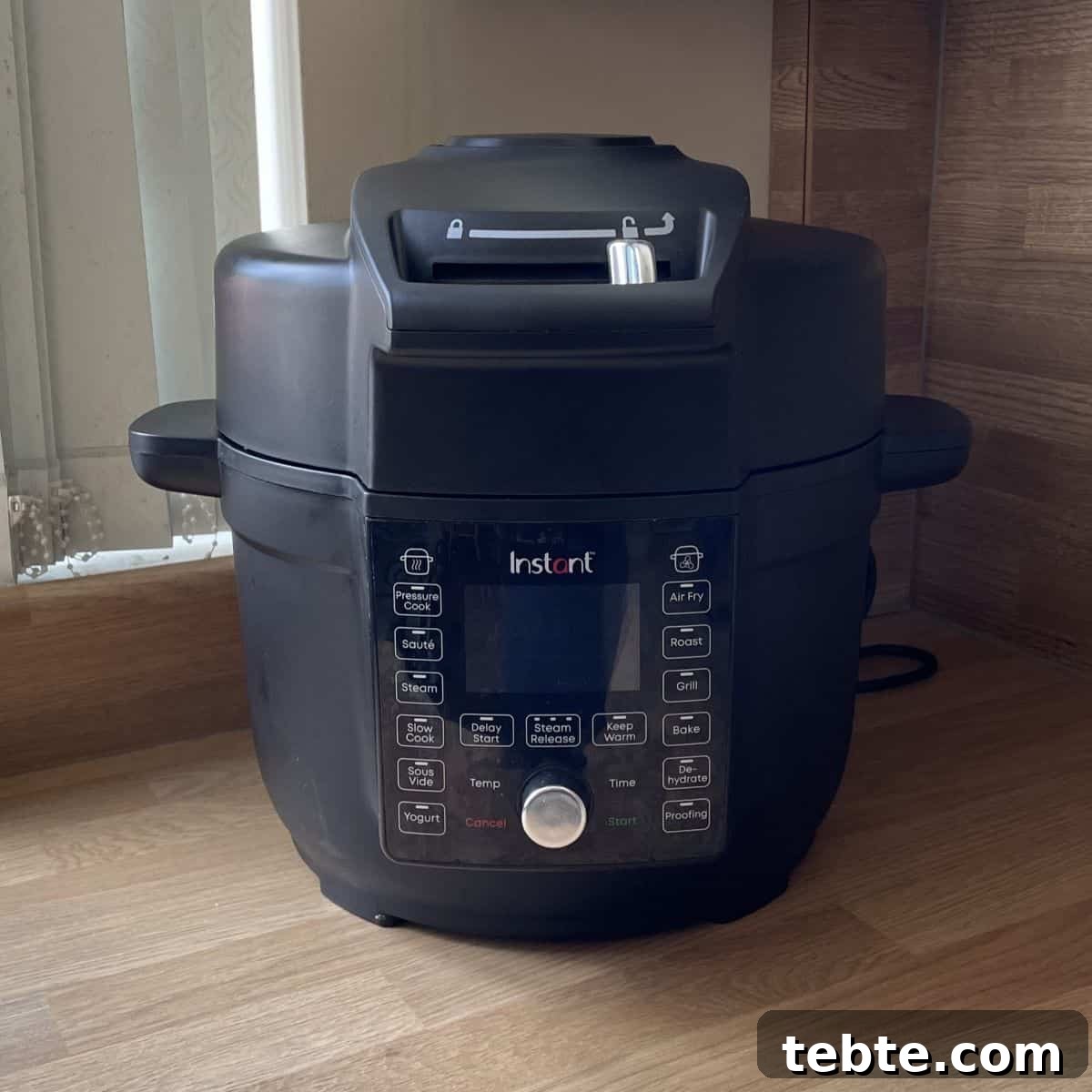 7 Pakistani Kitchen Essentials That Speed Up Cooking 2 img 5946 1