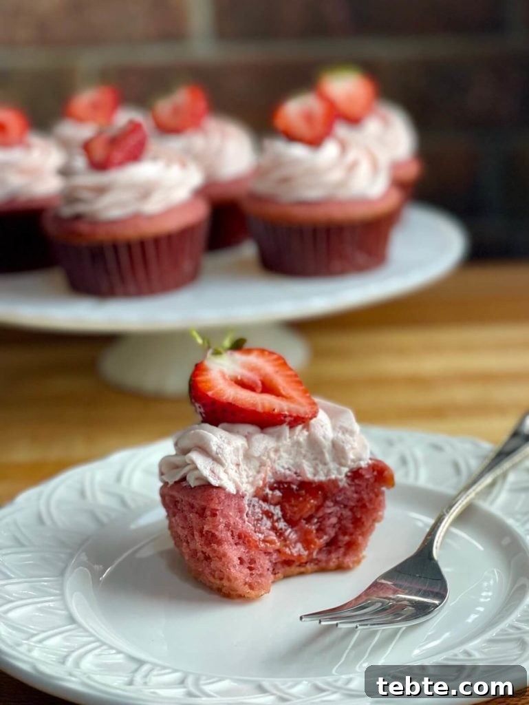 Triple Strawberry Cupcakes: Bakery-Style Recipe for Fresh Strawberries 3 Strawberry Cupcake Filling