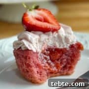 Triple Strawberry Cupcakes: Bakery-Style Recipe for Fresh Strawberries 7 Triple Strawberry Cupcakes
