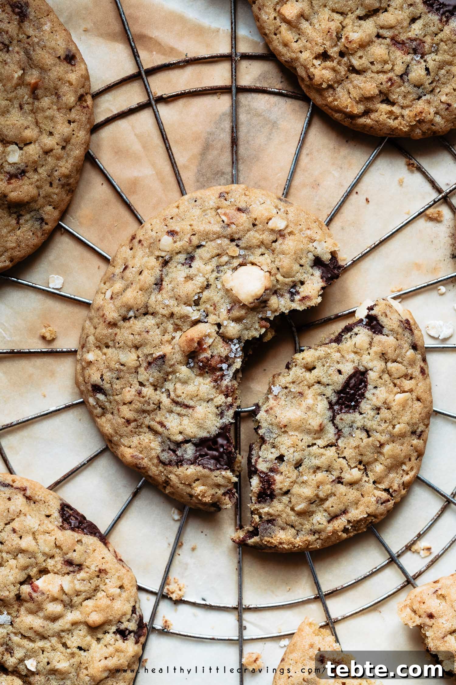 American Chocolate Chip Cookies with Hazelnuts and Oats 2 Delicious American cookies with chocolate chips, hazelnuts and oats