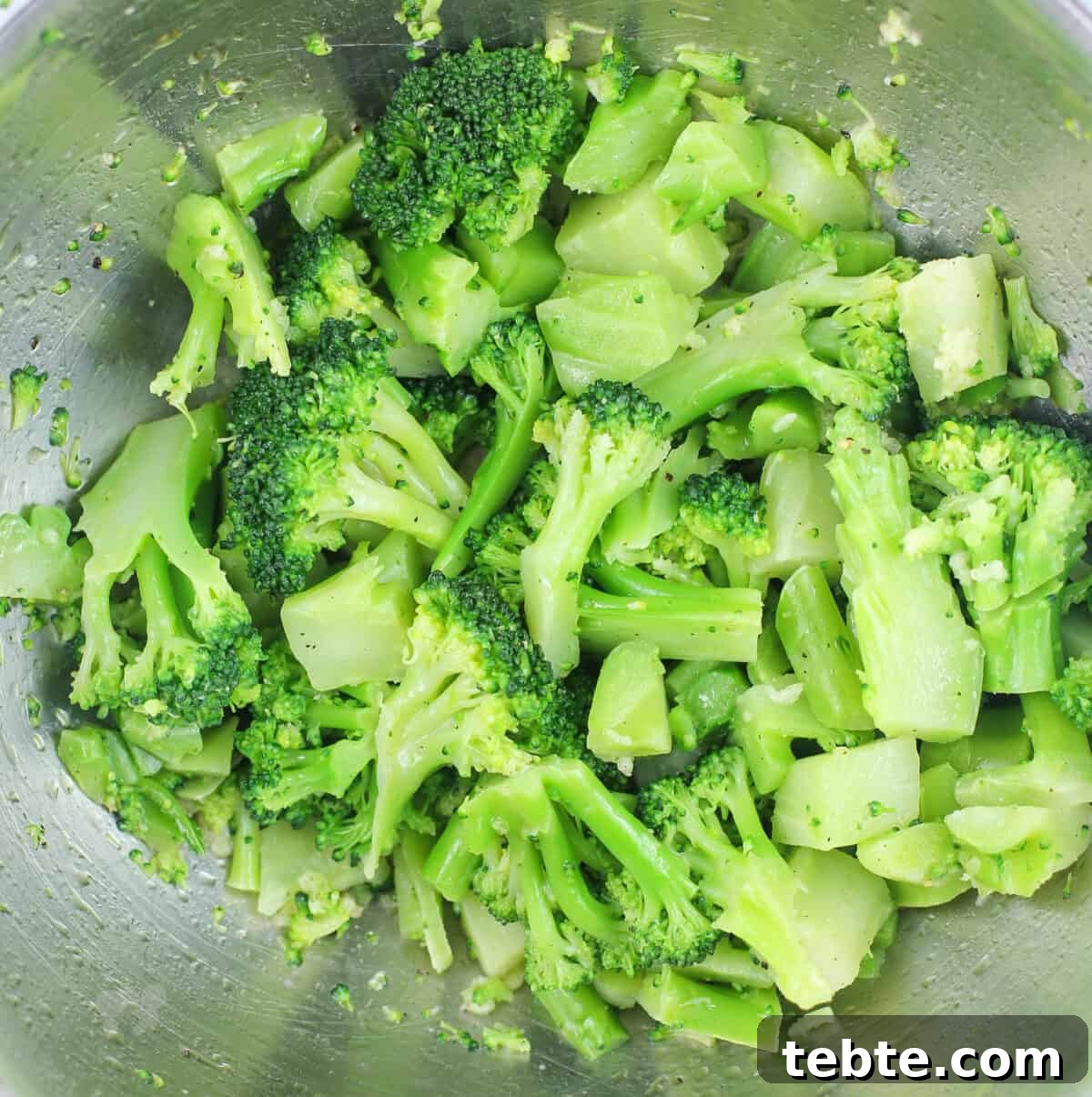 broccoli in metal bowl