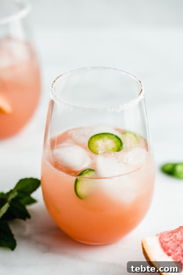 Spicy Grapefruit Margarita Recipe — Zesty Cocktail with Chili Salt Rim 5 Spicy grapefruit margarita