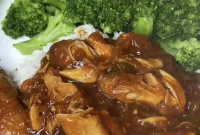 Slow Cooker Hawaiian Chicken with Pineapple and Soy Glaze